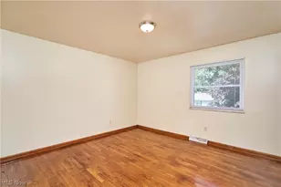 926 Russell Ave, Akron, OH 44307 - Photo 12