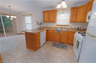 854 Susan Rd, Ravenna, OH 44266 - Photo 8