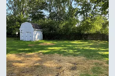 251 Hilliard Road, Elyria, OH 44035 - Photo 12