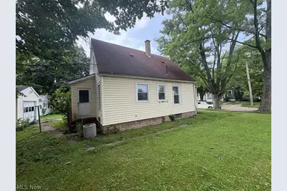 120 Taft Avenue, Elyria, OH 44035 - Photo 4