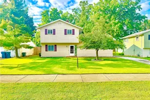 38102 Parkway Blvd, Willoughby, OH 44094 - Photo 2