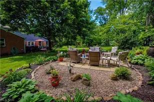 2337 Reno Dr, Louisville, OH 44641 - Photo 8