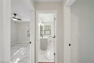 1155 Bell Ct, Elyria, OH 44035 - Photo 10