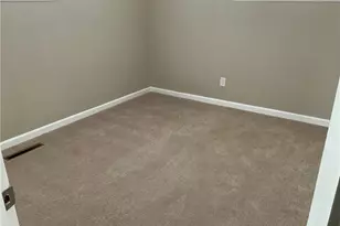 38397 Dolores Dr, Eastlake, OH 44095 - Photo 14
