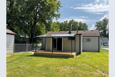 38397 Dolores Drive, Eastlake, OH 44095 - Photo 22