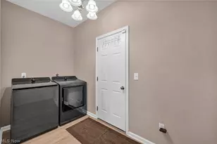 9036 Morgan Cir, North Ridgeville, OH 44039 - Photo 38