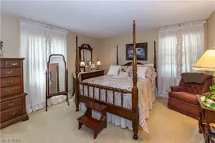 690 N Azalea Blvd, Barberton, OH 44203 - Photo 24