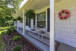 690 N Azalea Blvd, Barberton, OH 44203 - Photo 8