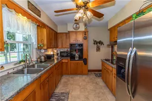 690 N Azalea Blvd, Barberton, OH 44203 - Photo 16