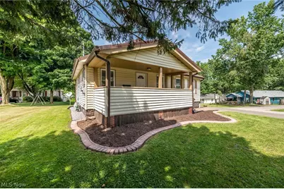 3804 Eigen Street, Youngstown, OH 44515 - Photo 2
