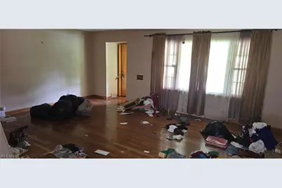 2512 Homestead Avenue, Youngstown, OH 44502 - Photo 2