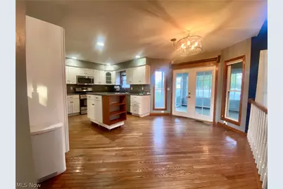 312 Middlestone Way, Cuyahoga Falls, OH 44223 - Photo 8