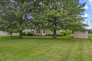2274 Lake Center St NW, Uniontown, OH 44685 - Photo 34
