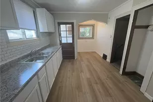 11803 Rutland Ave, Loveland, OH 44108 - Photo 6