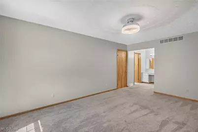 2879 Wexford Boulevard, Stow, OH 44224 - Photo 24
