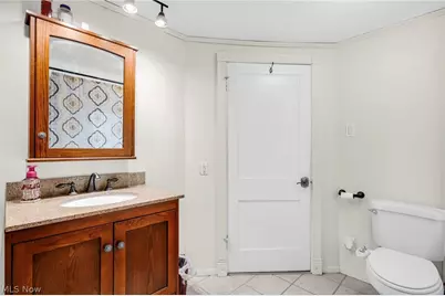 4561 Lincoln Avenue, Shadyside, OH 43947 - Photo 14