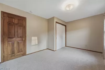 6224 Sandy Ridge Circle NW, North Canton, OH 44720 - Photo 36