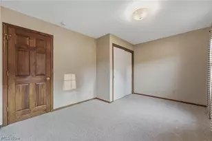 6224 Sandy Ridge Cir NW, North Canton, OH 44720 - Photo 36