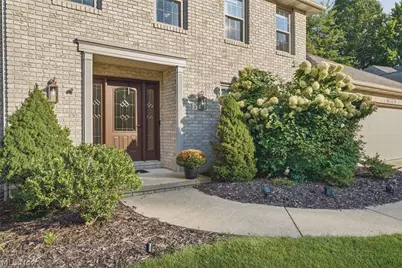 6224 Sandy Ridge Circle NW, North Canton, OH 44720 - Photo 2