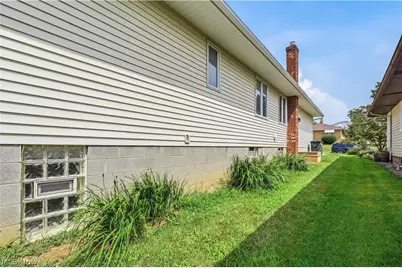 252 Clinton Avenue, Akron, OH 44301 - Photo 10