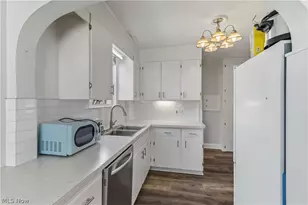330 N Hawkins Ave, Akron, OH 44313 - Photo 14