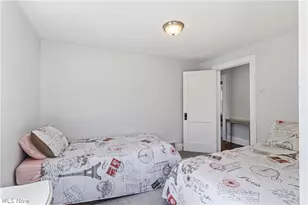 330 N Hawkins Ave, Akron, OH 44313 - Photo 18