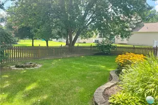 673 Hillcrest Dr, Wadsworth, OH 44281 - Photo 24