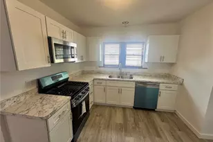 3223 Grove Ave, Lorain, OH 44055 - Photo 10