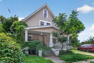 893 E 75th St, Loveland, OH 44103 - Photo 2