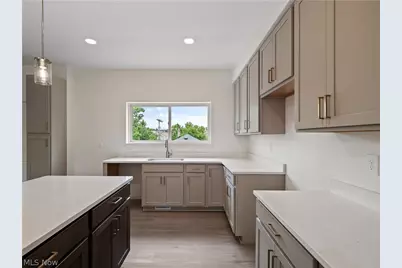 3274 Warren Road #1, Loveland, OH 44111 - Photo 16