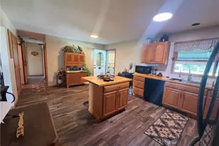 1093 Overly Rd, Jefferson, OH 44047 - Photo 16