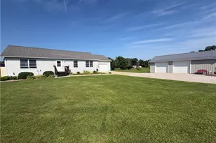 1093 Overly Rd, Jefferson, OH 44047 - Photo 2