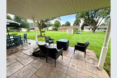 447 Rosch Court SW, New Philadelphia, OH 44663 - Photo 4