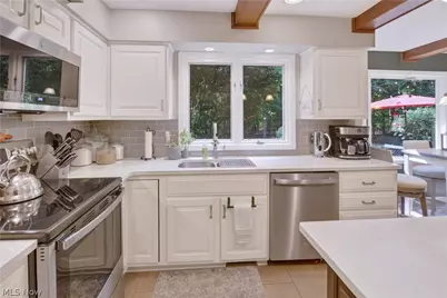 126 Westchester Drive, Amherst, OH 44001 - Photo 10