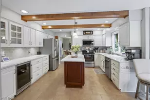 126 Westchester Dr, Amherst, OH 44001 - Photo 8