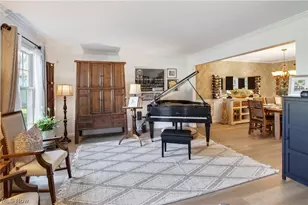 126 Westchester Dr, Amherst, OH 44001 - Photo 4