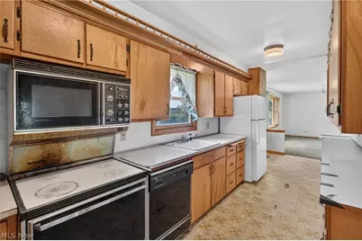 50367 Austin Road, Wellington, OH 44090 - Photo 8