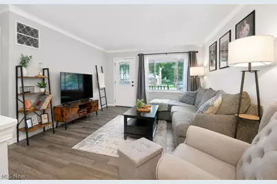 34411 Beach Park Avenue, Eastlake, OH 44095 - Photo 16