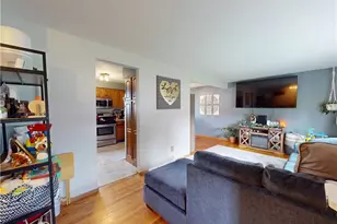 32325 Dickerson Rd, Willowick, OH 44095 - Photo 2