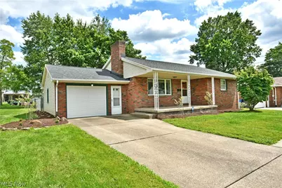 459 Peters Drive, Campbell, OH 44405 - Photo 2