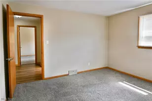 459 Peters Dr, Campbell, OH 44405 - Photo 36