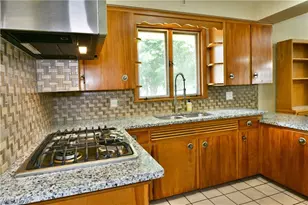 459 Peters Dr, Campbell, OH 44405 - Photo 18