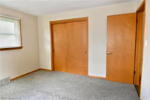 459 Peters Dr, Campbell, OH 44405 - Photo 34