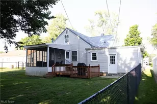 3049 Avondale Ave, Ashtabula, OH 44004 - Photo 4