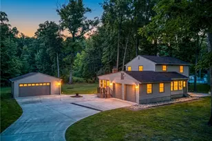 310 Rutland Ave, Youngstown, OH 44515 - Photo 2