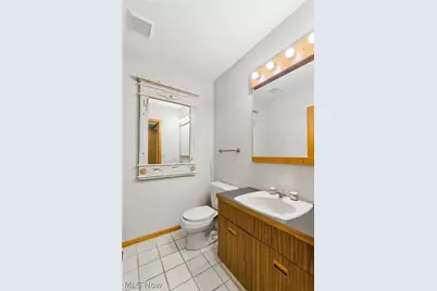 200 Hampshire Road, Akron, OH 44313 - Photo 22