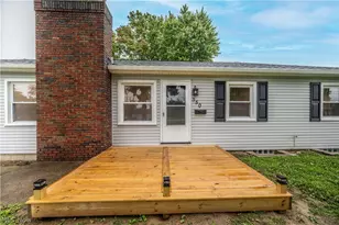 550 Neoka Dr, Campbell, OH 44405 - Photo 4
