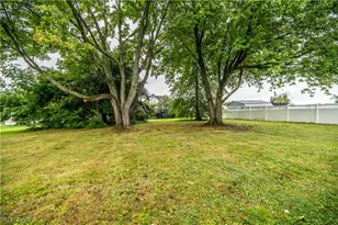 550 Neoka Dr, Campbell, OH 44405 - Photo 44