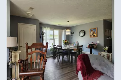 425 Harvest Drive, Ravenna, OH 44266 - Photo 6
