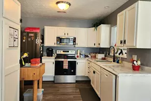 425 Harvest Dr, Ravenna, OH 44266 - Photo 8
